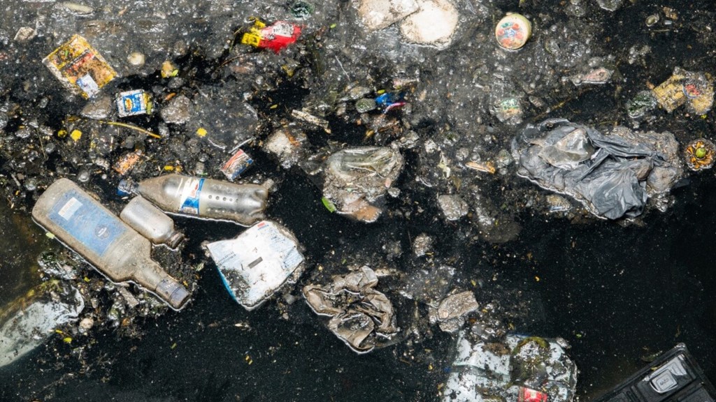AI and the War Against Plastic Waste